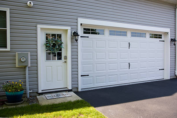 24/7 Emergency Garage Door Panel Replacement experts in Rural Hall, NC